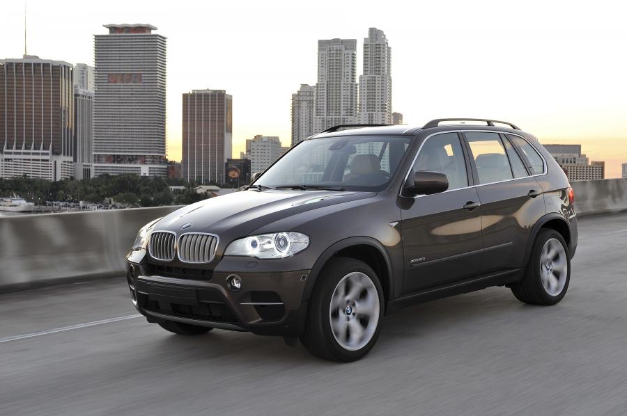  BMW X5 xDrive 5.0i 2010 года  (фото 71 из 142)